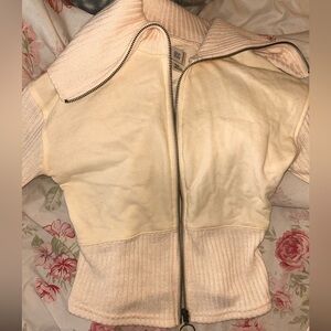urban outfitters cream zip up size small